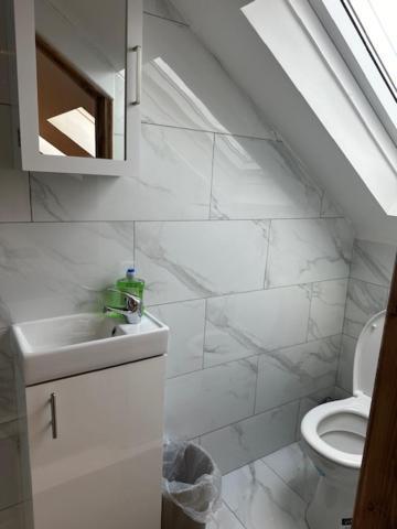 Luton Home Near Airport Private & Shared Bathroom Option エクステリア 写真