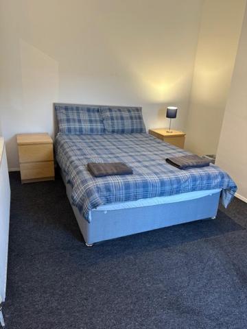 Luton Home Near Airport Private & Shared Bathroom Option エクステリア 写真